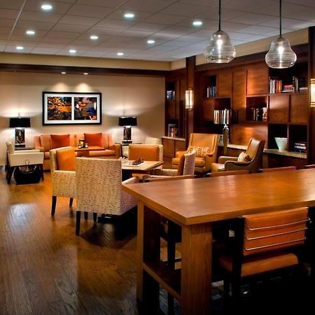Trumbull Marriott Shelton Exterior photo