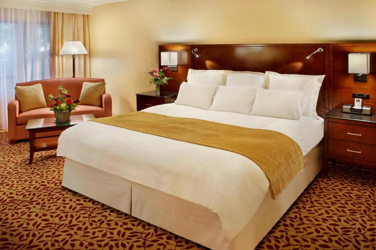 Trumbull Marriott Shelton Exterior photo