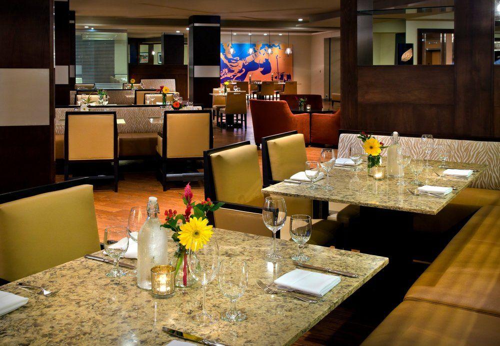 Trumbull Marriott Shelton Exterior photo