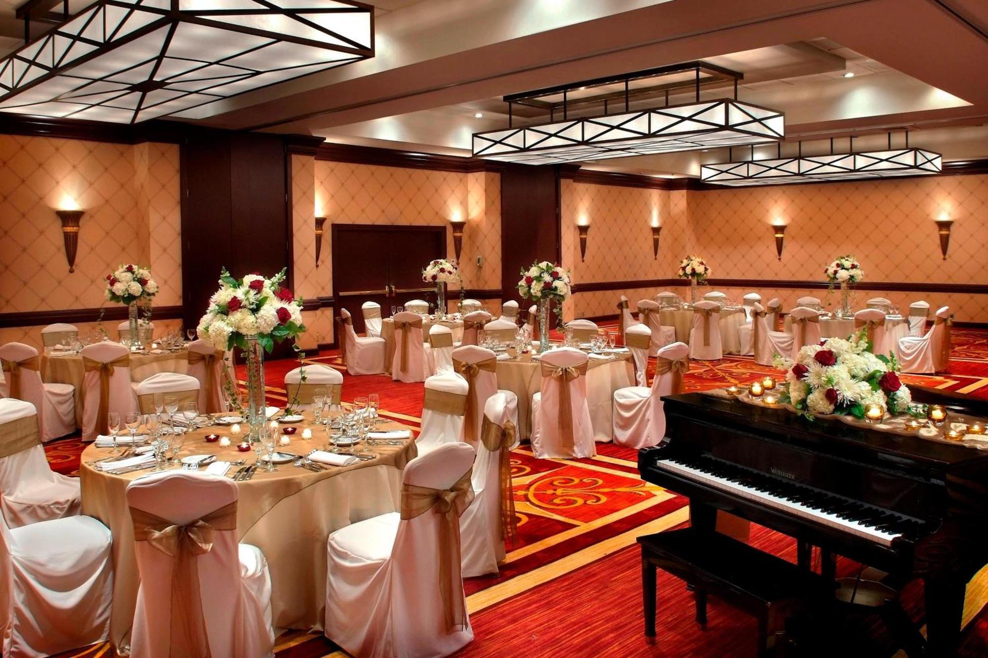 Trumbull Marriott Shelton Exterior photo