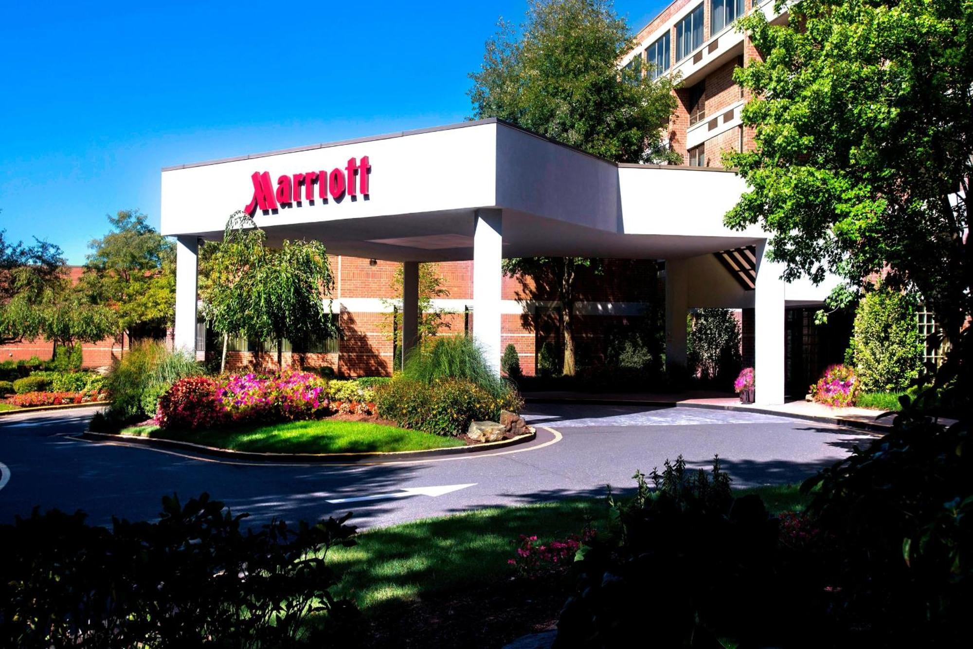 Trumbull Marriott Shelton Exterior photo