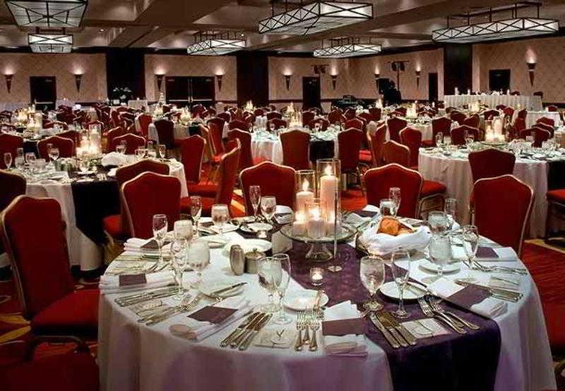 Trumbull Marriott Shelton Restaurant photo