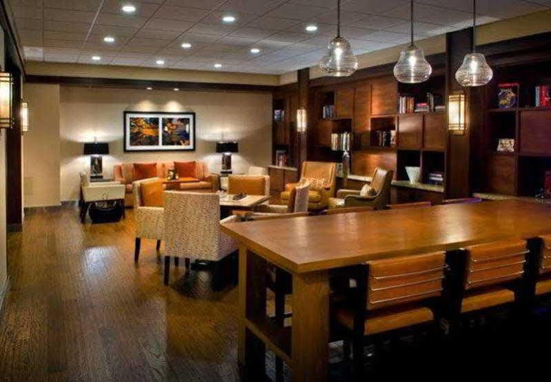 Trumbull Marriott Shelton Exterior photo
